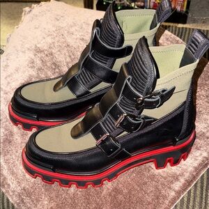 Mens size 11 Christian Louboutin Dune boots